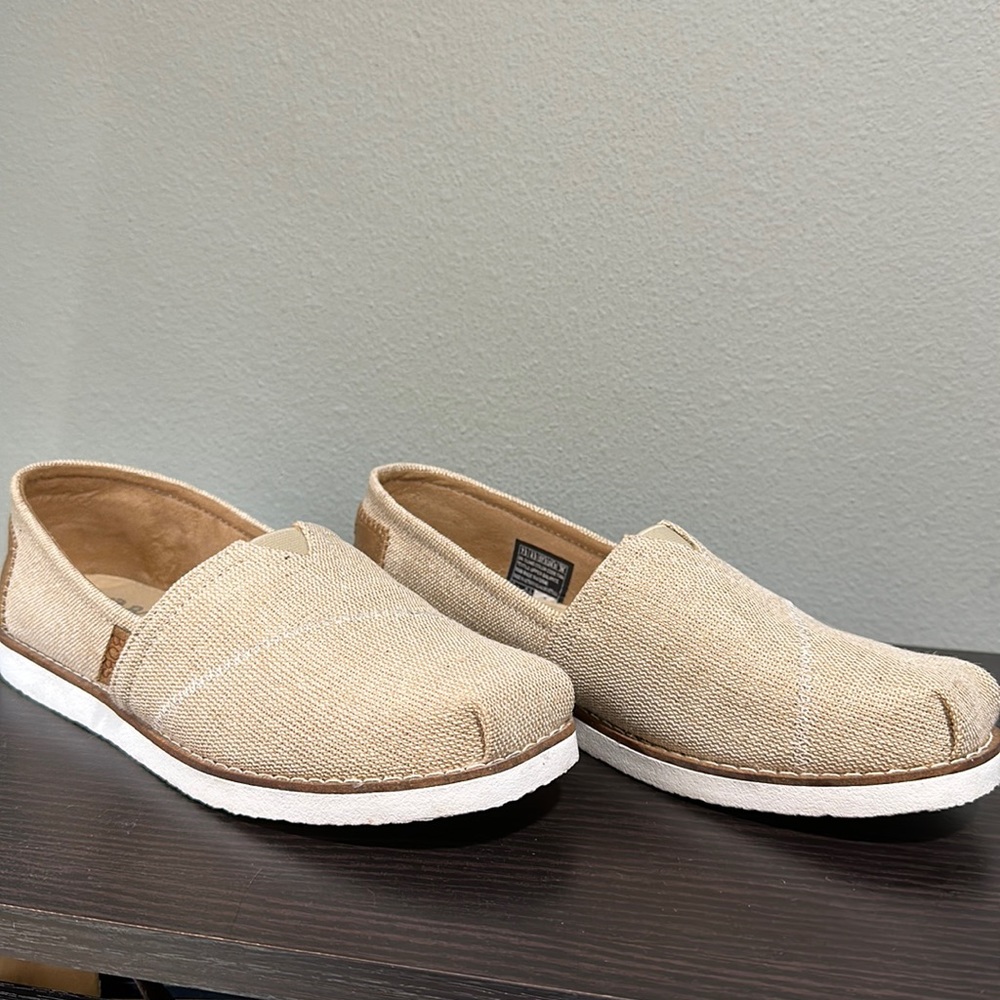 Bob’s Tan shoes